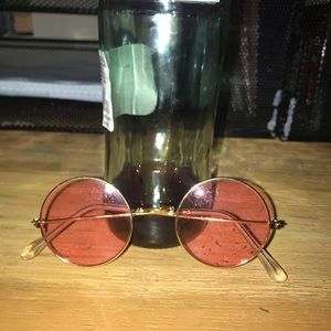 Pink circle sunglasses